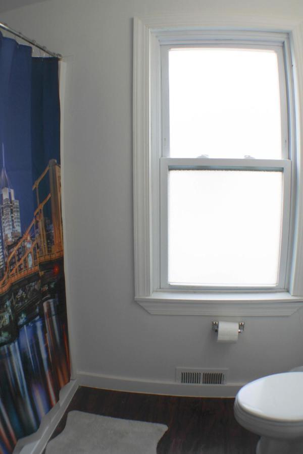 3 Bedroom Southside Pad - Sleeps 8 - Amazing Location Pittsburgh Luaran gambar